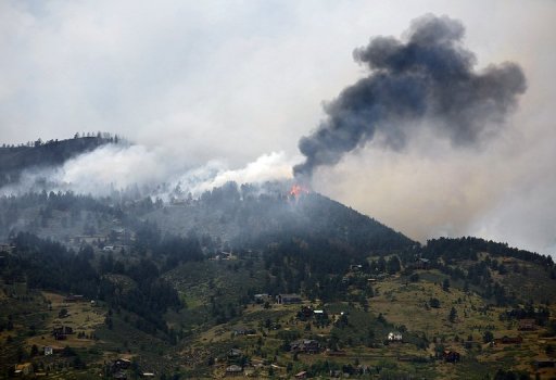 Milhares de bombeiros combatem incêndios nos EUA