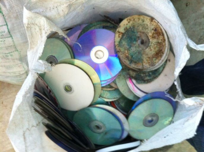 A obsolescência dos CD's e DVD's e o contratempo para reciclagem