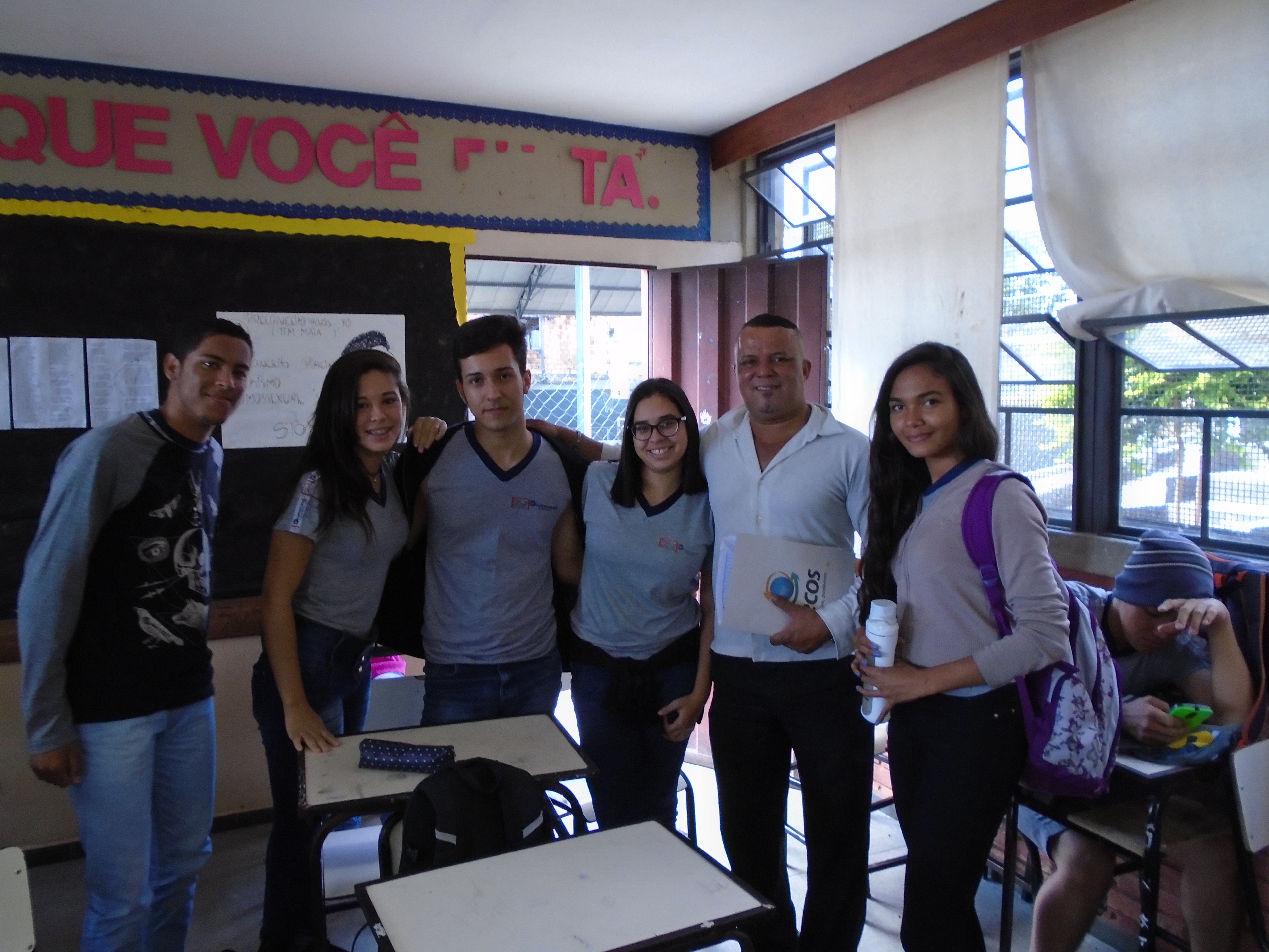 Equipe Ecos realiza oficina na Escola Estadual Carlos Drummond de Andrade