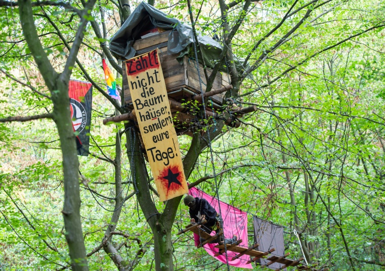 Ecologistas serão desalojados de bosque na Alemanha