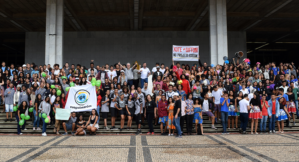 Estudantes dão show de forró no Festival de Dança EcoDom