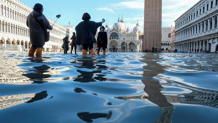 Prejuízos em Veneza após inundação já somam R$ 4,66 bilhões
